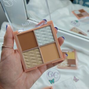 Paleta de Iluminador + Contorno: Pink 21 - 2