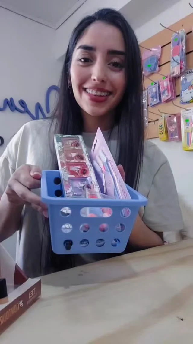 💜🎀Muchas Gracias por elegir GenaMá🎀💜

Recorda que podes hacer el pedido por la tienda online.  Link en el perfil🤗
O podes pasar de 15 a 21hs. Godoy 175
•
•
•
#pedidosonline #genamacosmeticos #makeup #parati #lucitubelleza #sombras #delineadores #perfiladores #rubores #fyp #maquillaje