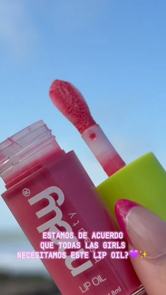 💖💋Amamos los aplicadores fat oil💋💖
•
•
•

#fatoil #fatoillipdrip #makeup #gloss #mely #parati #reels #fyp  #genamacosmeticos #ushuaia